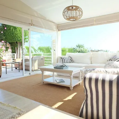 Catalina Stunning 4bedroom With Air Conditioning Sea Views & Private Swimming Pool Ideal For Families